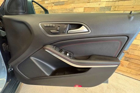 Mercedes-Benz A Class 2.0 A45 AMG Hatchback 5dr Petrol SpdS DCT 4MATIC Euro 6 (s/s) (381 ps) 63