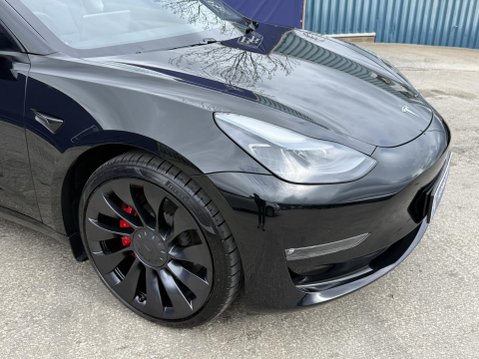 Tesla Model 3 (Dual Motor) Performance Saloon 4dr Electric Auto 4WDE (Performance Upgrade 13