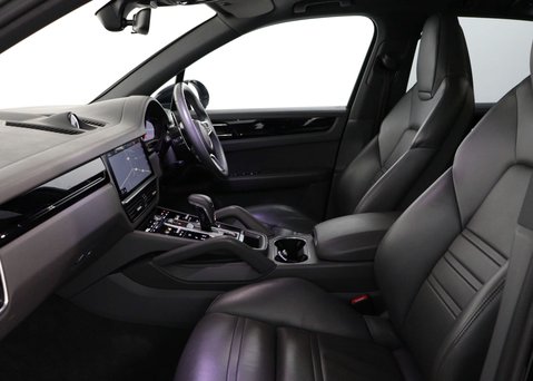 Porsche Cayenne 2.9 Cayenne V6 S Auto 4WD 5dr 42