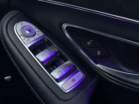 Mercedes-Benz C Class 2.0 C 220 AMG Line Premium D Auto 4dr 48