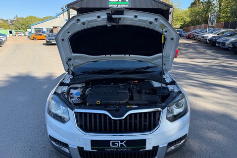 Skoda Yeti Outdoor SE L DRIVE TDI 4X4 DSG -2 OWNERS -FULL SKODA S/HISTORY -ROUGH ROAD PACK 56