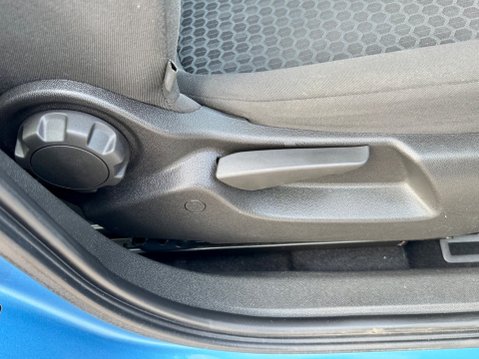 Vauxhall Corsa SE NAV 17