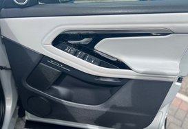 Land Rover Range Rover Evoque FIRST EDITION MHEV AUTO PAN ROOF 22