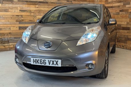Nissan LEAF 30kWh Tekna Hatchback 5dr Electric Auto (109 bhp) 17