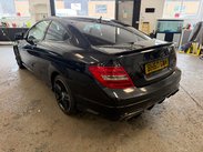 Mercedes-Benz C Class 2.1 C220 CDI BlueEfficiency AMG Sport Edition 125 G-Tronic+ Euro 5 (s/s) 2d 4
