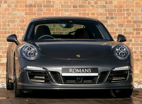 Porsche 911 (991) Carrera GTS 1