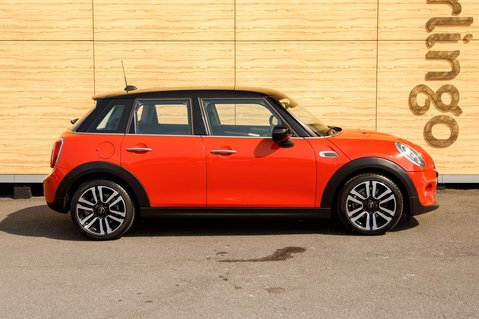 Mini Hatch COOPER EXCLUSIVE 12