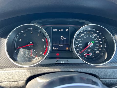 Volkswagen Golf GTI PERFORMANCE DSG 11