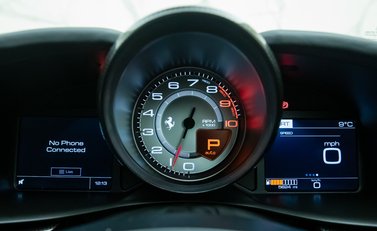 Ferrari GTC4 Lusso V12 18