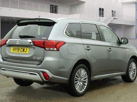 Mitsubishi Outlander PHEV 4H 4
