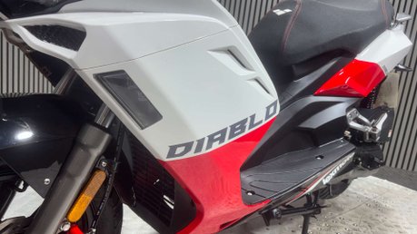 Lexmoto Diablo 2024 ONLY 800 MILES 50CC SCOOTER 1 OWNER LEARNER 25