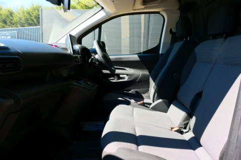 Citroen Berlingo 1.5 Berlingo 1000 Driver Blue HDi S/S Auto 21