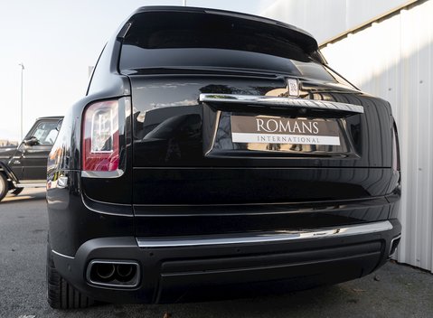 Rolls-Royce Cullinan 30
