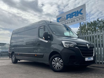 Renault Master 2.3 dCi 35 Business Panel Van 4dr Diesel Manual FWD LWB Medium Roof Euro 6 
