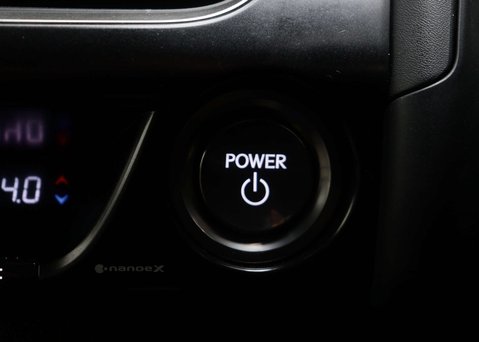 Lexus Ux 2.0 UX 250H F Sport Design 4x2 CVT 5dr 33