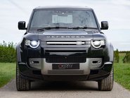 Land Rover Defender D300 X-Dynamic HSE Hard Top 18