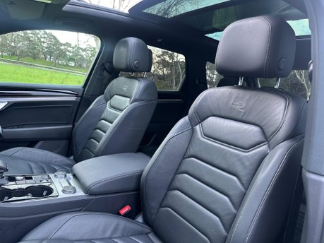 Volkswagen Touareg 3.0 TSI V6 Black Edition Tiptronic 4Motion Euro 6 (s/s) 5dr 