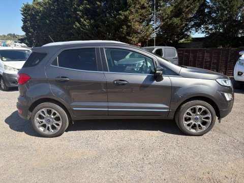 Ford Ecosport TITANIUM 6
