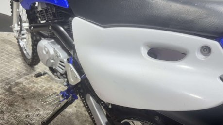 Yamaha TT-R125 TTR 125 2009 OFF ROAD FIELD BIKE 125CC LEARNER MX BIKE VERY CLEAN 30