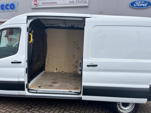 Ford Transit Transit 350 L3 Diesel FWD 2.0 Eco Blue 165ps H2 Leader Van Auto [DAP] 5