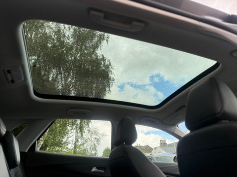 Vauxhall Grandland X 1.2 Turbo Elite Nav SUV 5dr Petrol Manual 6Spd Euro 6 30