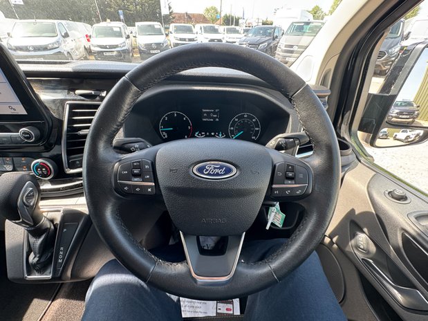 Ford Transit Custom Crew Cab [SOLD MT] AUTO SWB L1H1 Limited 300 Air Con Cam EURO 6 NO VAT 20