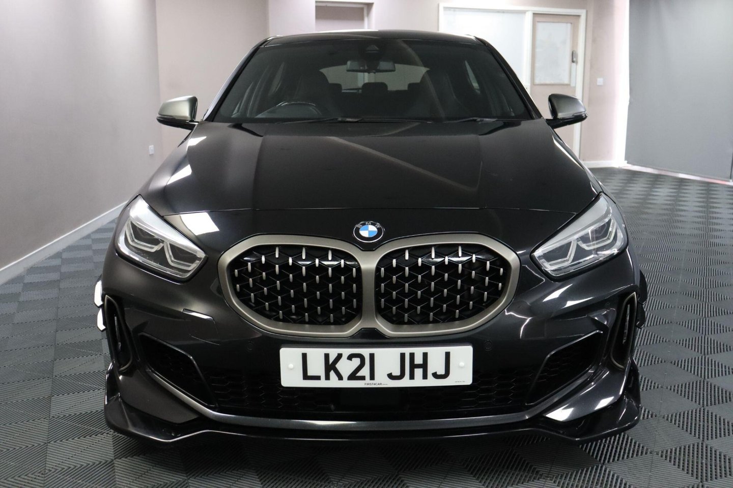 2021 BMW 1 Series — image 2