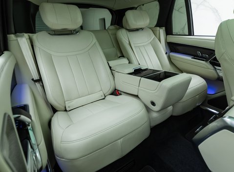 Land Rover Range Rover P400 AUTOBIOGRAPHY 18