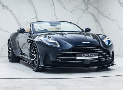 Aston Martin DB12 Volante 12