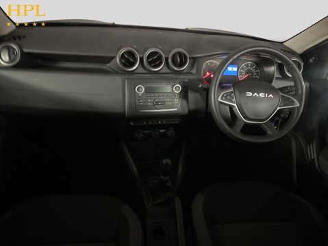 Dacia Duster 1.0 TCe Essential SUV 5dr Petrol Manual Euro 6 (s/s) (90 ps) Air Con - Allo 18