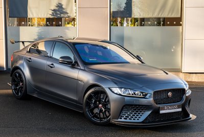 Jaguar XE SV PROJECT 8