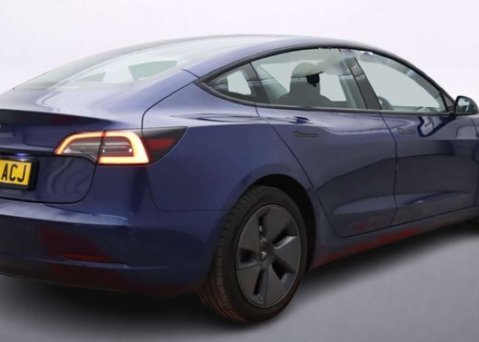Tesla Model 3 Standard Range Plus Saloon 4dr Electric Auto RWD (241 bhp) 9