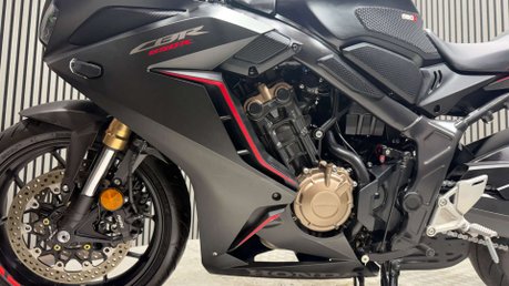 Honda CBR 2020 ONLY 790 MILES LONG MOT SERVICED SPORTS BIKE 650CC 14