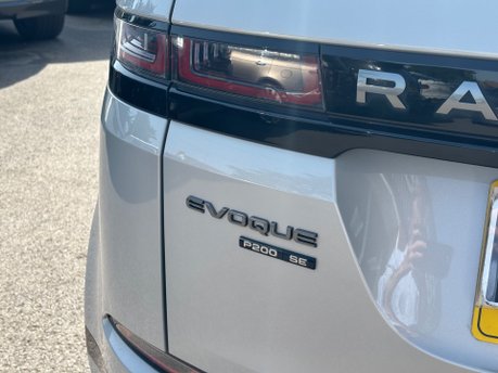 Land Rover Range Rover Evoque 2.0 P200 MHEV R-Dynamic SE SUV 5dr Petrol Auto 4WD Euro 6 (s/s) (200 ps) 16