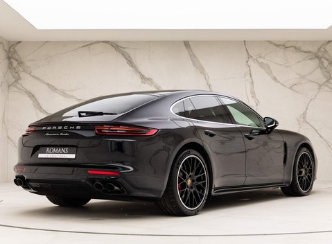 Porsche Panamera TURBO PDK 23