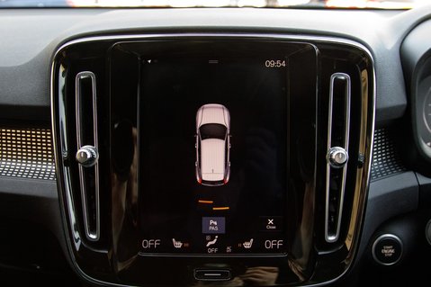 Volvo XC40 T4 R-DESIGN PRO 31