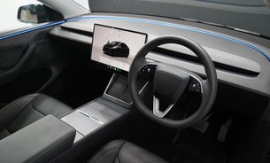 Tesla Model Y PREMIUM LONG RANGE AWD GROK AI Daimond Black Heated & Vented Seats 1 Owner 2