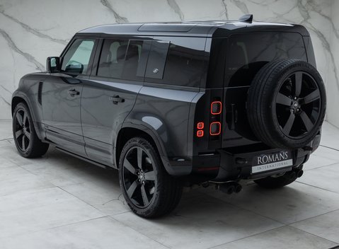 Land Rover Defender 110 V8 P525 12