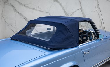 Mercedes-Benz 280 SL W113 Pagoda 45