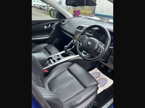 Renault Kadjar 1.3 TCe GT Line SUV 5dr Petrol Manual Euro 6 (s/s) (160 ps) SUPER FAMILY SU 22