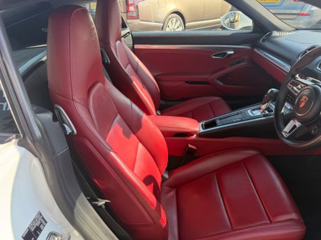 Porsche 718 CAYMAN S PDK 22