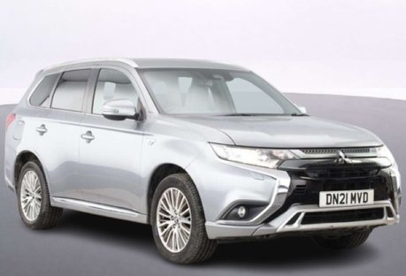 Mitsubishi Outlander 2.4h TwinMotor 13.8kWh Dynamic Safety SUV 5dr Petrol Plug-in Hybrid CVT 4WD