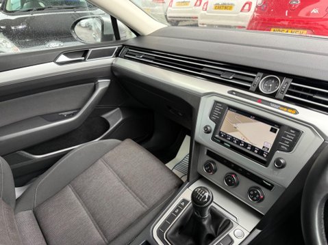 Volkswagen Passat 2.0 TDI BlueMotion Tech SE Business Euro 6 (s/s) 5dr 31