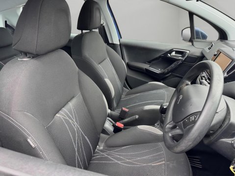 Peugeot 208 1.2 VTi Active Euro 5 5dr 9