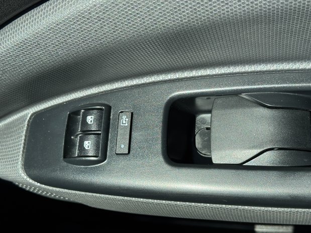 Fiat Doblo LWB [SOLD KH] L2H1 Low Roof Tecnico Cruise Sensors EURO 6 23