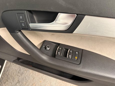 Audi A3 2.0 TDI S line Sportback Euro 5 (s/s) 5dr 17