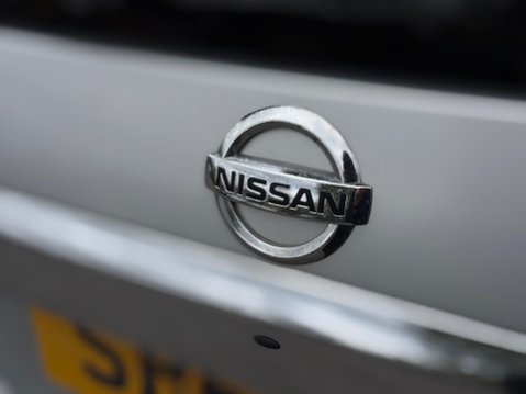 Nissan X-Trail 2.0 dCi Tekna Auto 4WD Euro 5 5dr (AVM) 40