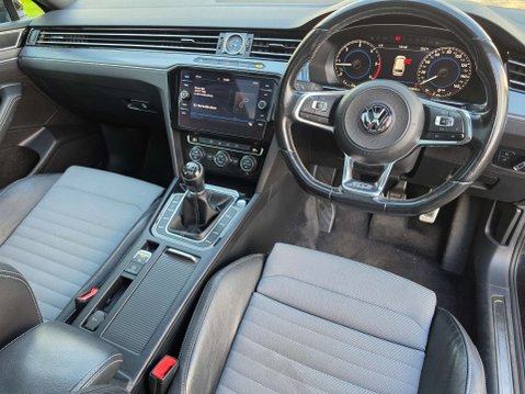 Volkswagen Passat 2.0 Passat R-Line TDI BlueMotion Technology 5dr 12