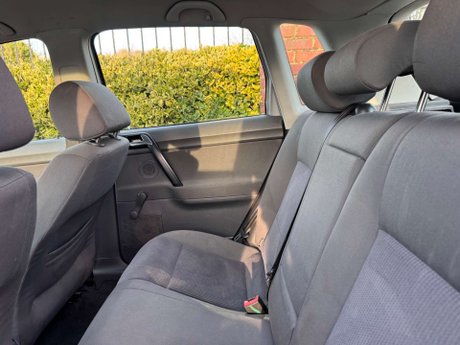 Volkswagen Polo 1.4 Polo SE 75 5dr 34