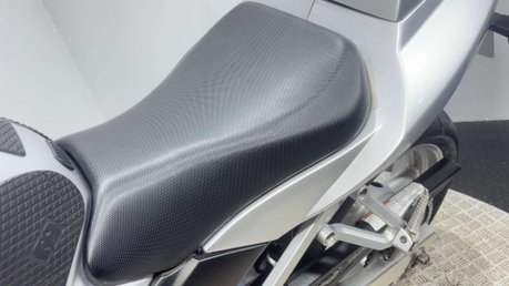 Suzuki SV650 SV650 2003 31K LONG MOT PERFECT A2 BIKE VTWIN SERVICED 650CC 15